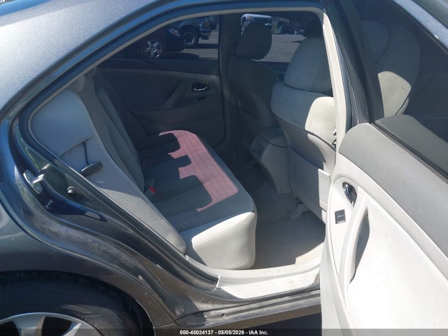 45024137 :رقم المزاد ، 4T1BE46K37U720515 vin ، 2007 Toyota Camry Le مزاد بيع