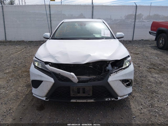 2018 Toyota Camry Se მანქანა იყიდება აუქციონზე, vin: 4T1B11HKXJU559174, აუქციონის ნომერი: 45024138