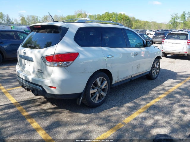 Продажа на аукционе авто 2013 Nissan Pathfinder Platinum, vin: 5N1AR2MM4DC660593, номер лота: 45024140