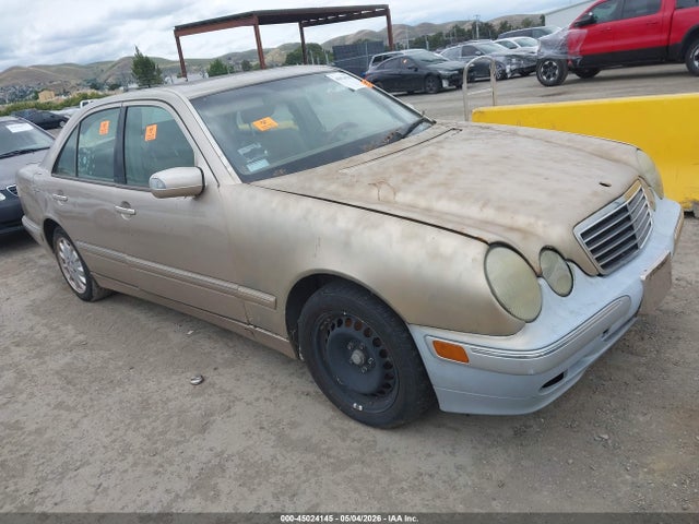 Продажа на аукционе авто 2001 Mercedes-benz E 320, vin: WDBJF65J11B268521, номер лота: 45024145