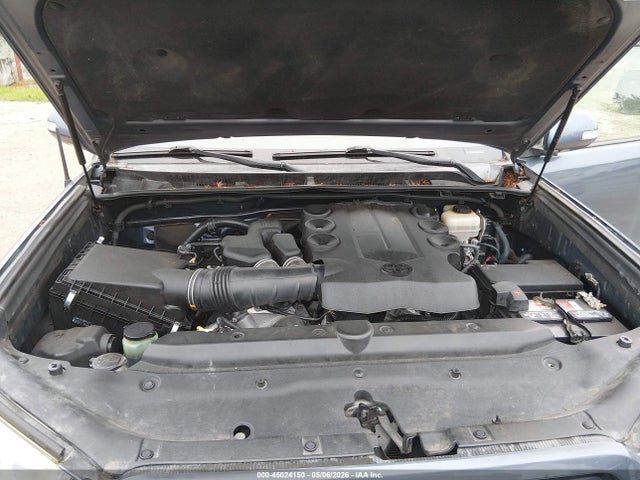 2013 Toyota 4runner Limited მანქანა იყიდება აუქციონზე, vin: JTEBU5JR0D5118027, აუქციონის ნომერი: 45024150