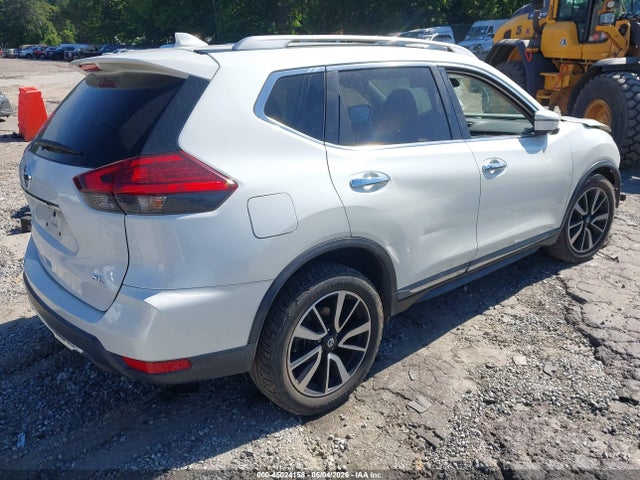 45024158 :رقم المزاد ، 5N1AT2MT4HC834757 vin ، 2017 Nissan Rogue Sl مزاد بيع