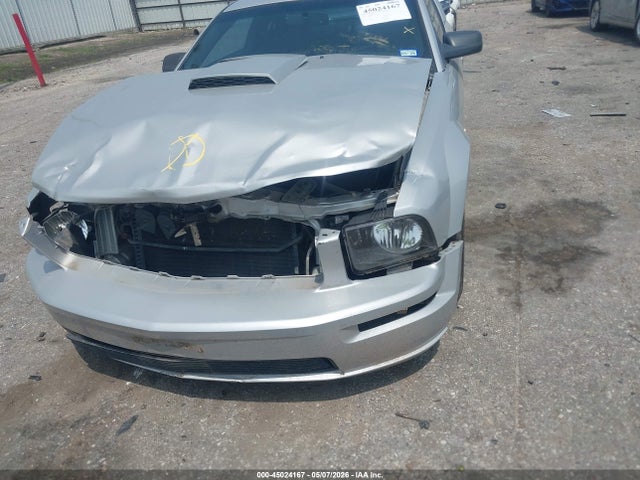 2009 Ford Mustang Gt/gt Premium მანქანა იყიდება აუქციონზე, vin: 1ZVHT82H195102349, აუქციონის ნომერი: 45024167