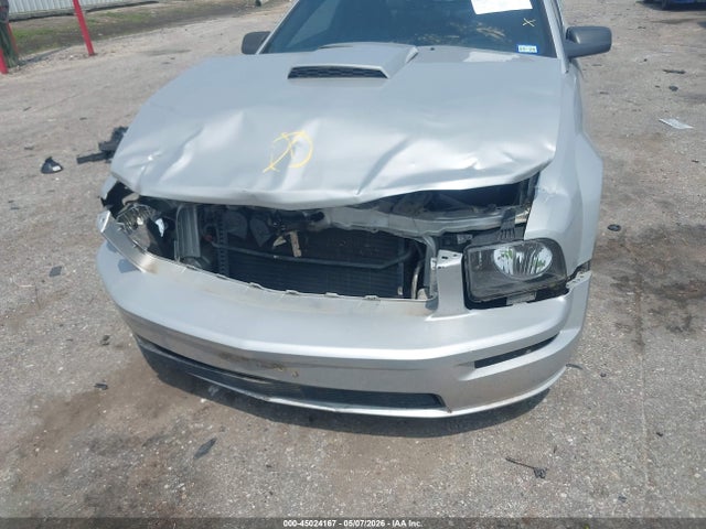 2009 Ford Mustang Gt/gt Premium მანქანა იყიდება აუქციონზე, vin: 1ZVHT82H195102349, აუქციონის ნომერი: 45024167