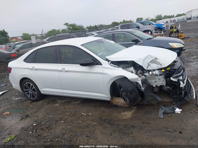 2024 Volkswagen Jetta 1.5t Sport მანქანა იყიდება აუქციონზე, vin: 3VWBM7BU1RM047986, აუქციონის ნომერი: 45024178