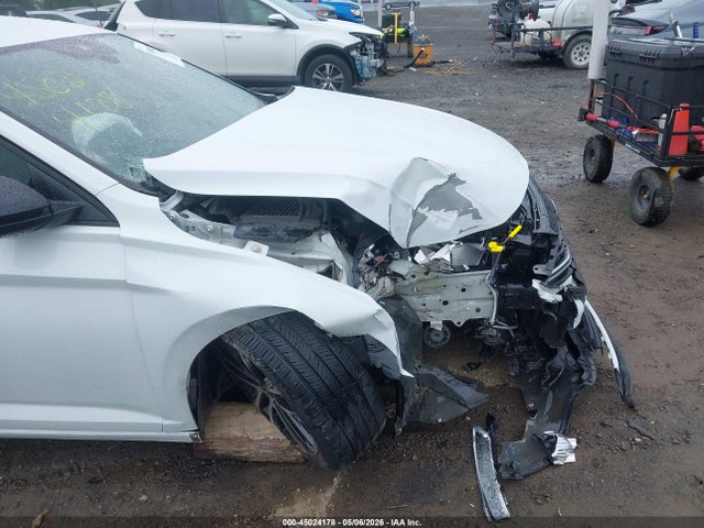2024 Volkswagen Jetta 1.5t Sport მანქანა იყიდება აუქციონზე, vin: 3VWBM7BU1RM047986, აუქციონის ნომერი: 45024178