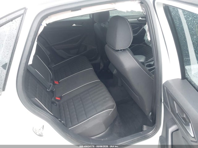 2024 Volkswagen Jetta 1.5t Sport მანქანა იყიდება აუქციონზე, vin: 3VWBM7BU1RM047986, აუქციონის ნომერი: 45024178