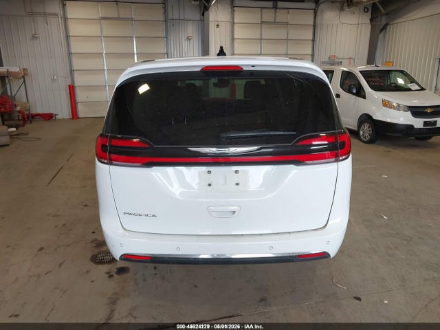 2C4RC1BG6RR112660 Chrysler Pacifica Touring L