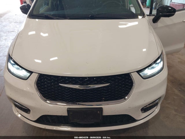 Chrysler Pacifica Touring L 2024 2C4RC1BG6RR112660 Image 6