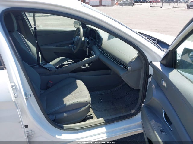 Продажа на аукционе авто 2021 Hyundai Elantra Se, vin: 5NPLL4AG8MH047096, номер лота: 45024188