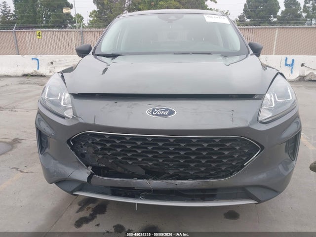 1FMCU0G60NUA55636 Ford ESCAPE SE