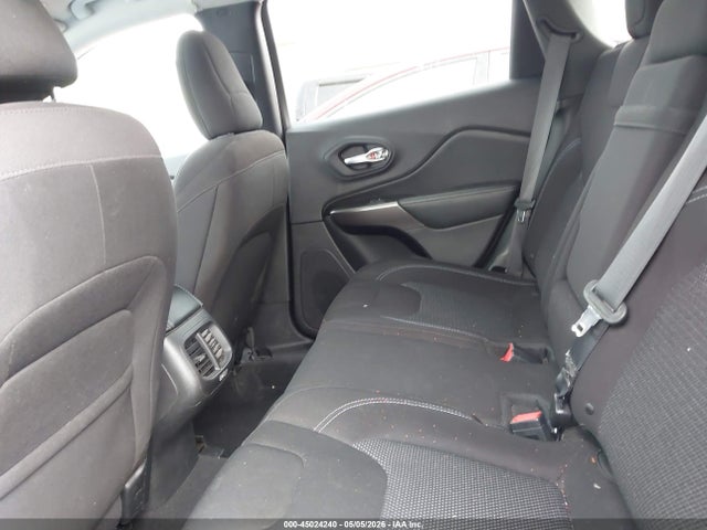 2019 Jeep Cherokee Latitude Fwd მანქანა იყიდება აუქციონზე, vin: 1C4PJLCB7KD340266, აუქციონის ნომერი: 45024240