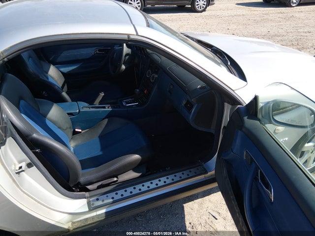 1998 Mercedes-benz Slk 230 მანქანა იყიდება აუქციონზე, vin: WDBKK47F1WF049281, აუქციონის ნომერი: 45024278