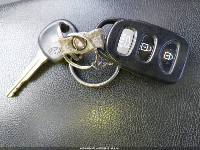 Продажа на аукционе авто 2015 Hyundai Elantra Se, vin: KMHDH4AEXFU260012, номер лота: 45024309