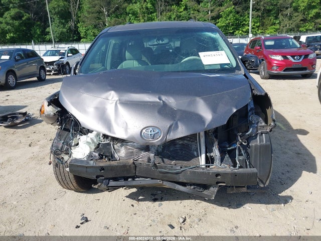 Продажа на аукционе авто 2014 Toyota Sienna Xle V6 8 Passenger, vin: 5TDYK3DC4ES476890, номер лота: 45024315