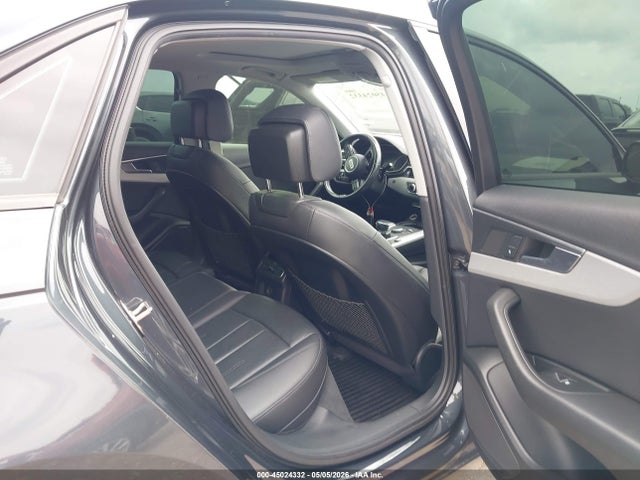 45024332 :رقم المزاد ، WAUANAF42HN025516 vin ، 2017 Audi A4 2.0t Premium مزاد بيع