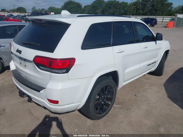 Продажа на аукционе авто 2017 Jeep Grand Cherokee Altitude 4x2, vin: 1C4RJEAG8HC952798, номер лота: 45024339