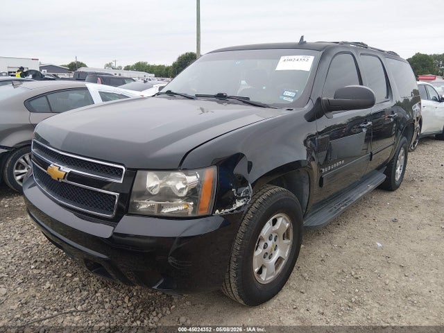 Продаж на аукціоні авто 2014 Chevrolet Suburban 1500 Ls, vin: 1GNSCHE01ER240398, номер лоту: 45024352
