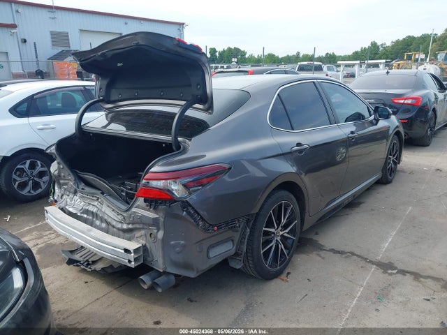 45024368 :رقم المزاد ، 4T1G11AK9MU537428 vin ، 2021 Toyota Camry Se مزاد بيع