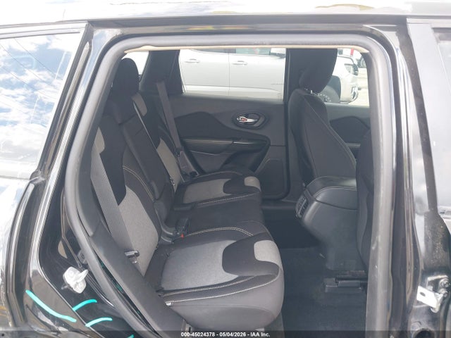 2014 Jeep Cherokee Sport მანქანა იყიდება აუქციონზე, vin: 1C4PJLAB7EW226134, აუქციონის ნომერი: 45024378