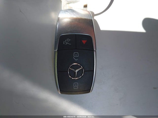 45024379 :رقم المزاد ، W1N4M4GB8MW088828 vin ، 2021 Mercedes-benz Glb 250 مزاد بيع