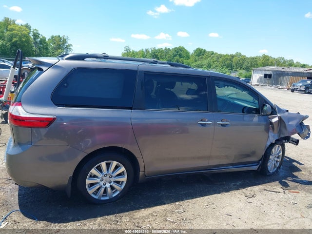 Продажа на аукционе авто 2017 Toyota Sienna Xle Premium 7 Passenger, vin: 5TDDZ3DC3HS153526, номер лота: 45024383