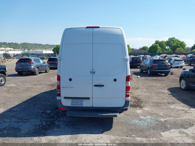Freightliner Sprinter 2500 High Roof 2015 WDYPE8DC7FP114097 Image 16