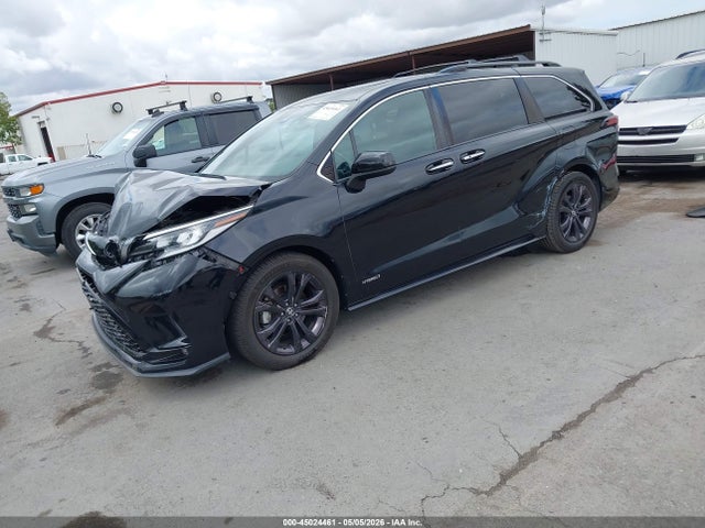 Toyota Sienna Xse 2021 5TDDRKECXMS054950 Image 2