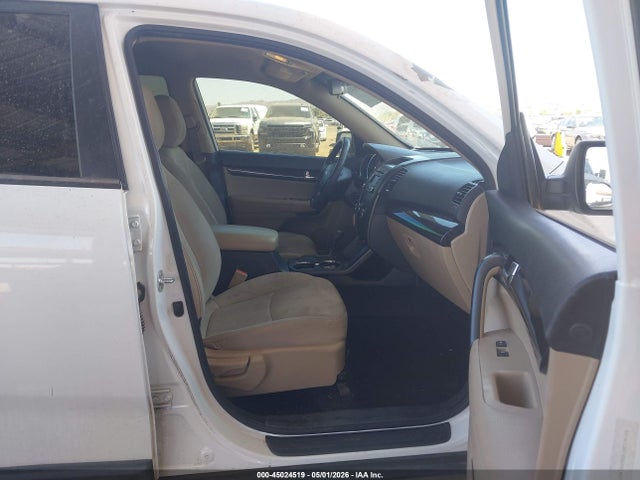 Продажа на аукционе авто 2013 Kia Sorento Lx, vin: 5XYKT3A14DG341457, номер лота: 45024519