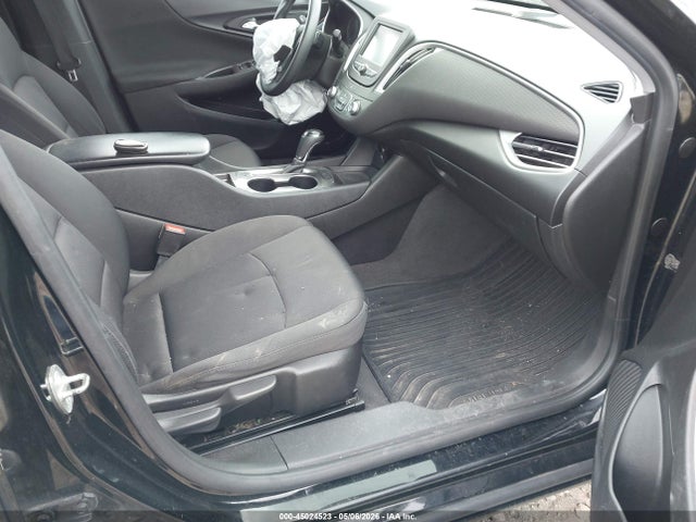 Продажа на аукционе авто 2018 Chevrolet Malibu 1ls, vin: 1G1ZB5ST8JF201965, номер лота: 45024523