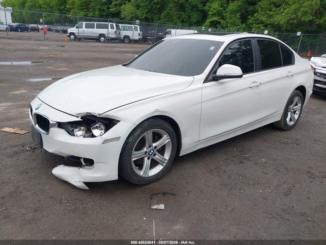 2013 Bmw 328i Xdrive მანქანა იყიდება აუქციონზე, vin: WBA3B5C58DF591268, აუქციონის ნომერი: 45024541