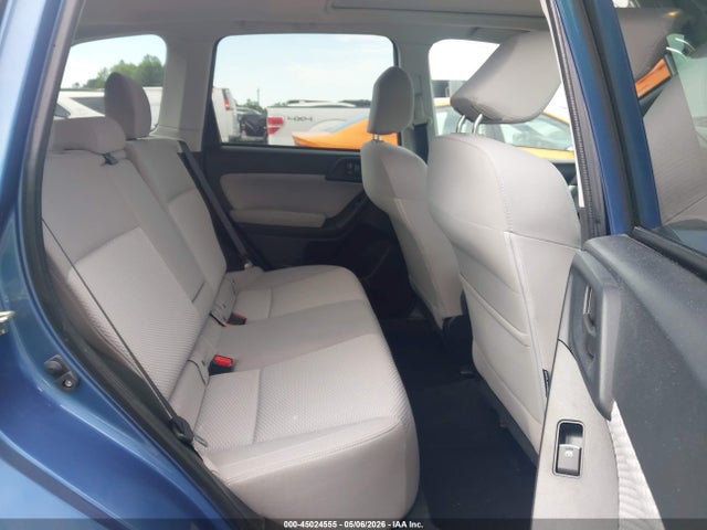 45024555 :رقم المزاد ، JF2SJAEC2HH463819 vin ، 2017 Subaru Forester 2.5i Premium مزاد بيع