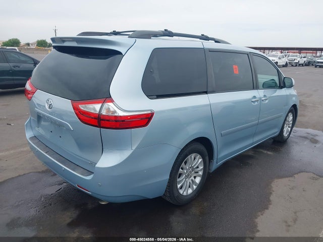 2015 Toyota Sienna Xle 8 Passenger მანქანა იყიდება აუქციონზე, vin: 5TDYK3DC5FS682477, აუქციონის ნომერი: 45024558