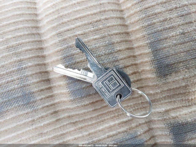 45024573 :رقم المزاد ، 1GCEC14H9NZ205113 vin ، 1992 Chevrolet Gmt-400 C1500 مزاد بيع