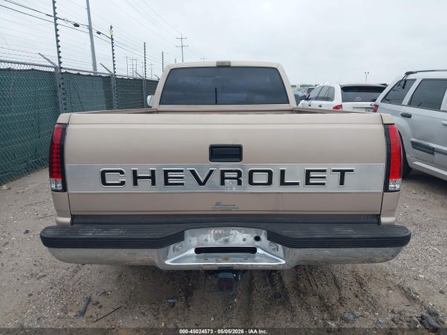 45024573 :رقم المزاد ، 1GCEC14H9NZ205113 vin ، 1992 Chevrolet Gmt-400 C1500 مزاد بيع
