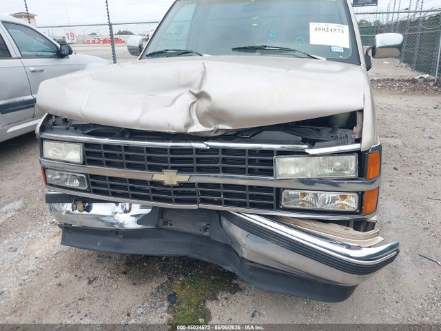 45024573 :رقم المزاد ، 1GCEC14H9NZ205113 vin ، 1992 Chevrolet Gmt-400 C1500 مزاد بيع