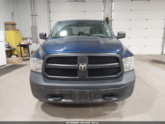 45024580 :رقم المزاد ، 1C6RR7KG1KS634402 vin ، 2019 Ram 1500 Classic Tradesman  4x4 5'7 Box مزاد بيع