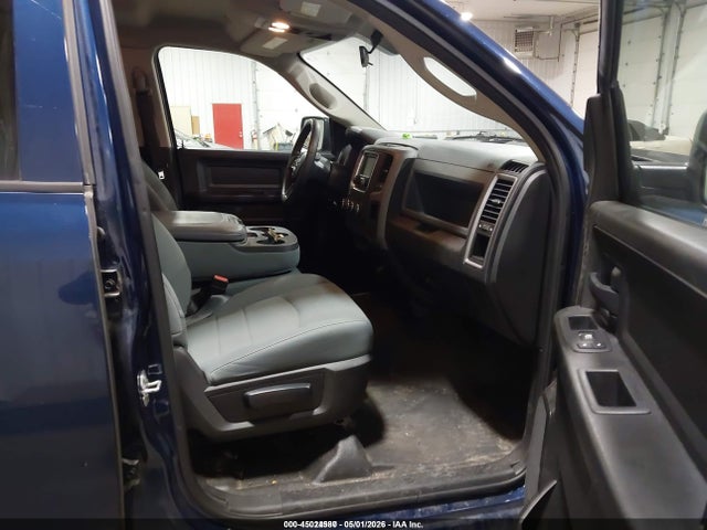 45024580 :رقم المزاد ، 1C6RR7KG1KS634402 vin ، 2019 Ram 1500 Classic Tradesman  4x4 5'7 Box مزاد بيع