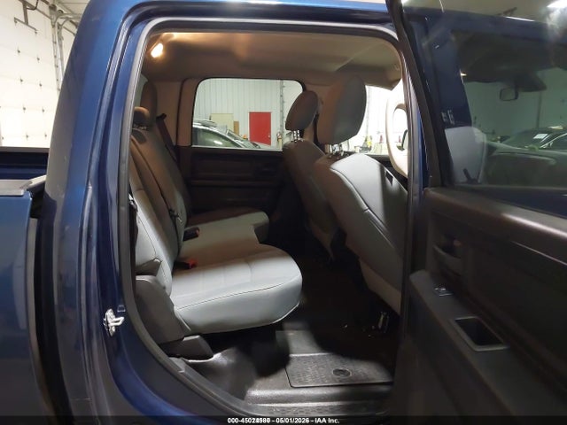 45024580 :رقم المزاد ، 1C6RR7KG1KS634402 vin ، 2019 Ram 1500 Classic Tradesman  4x4 5'7 Box مزاد بيع