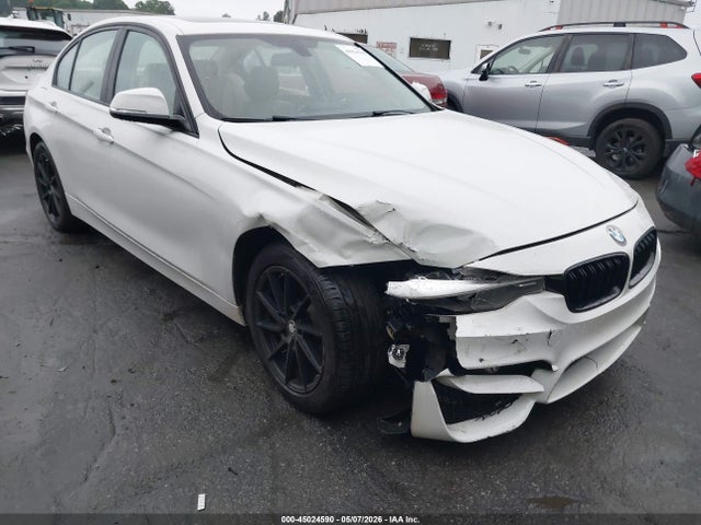 45024590 :رقم المزاد ، WBA3B1C56FP831603 vin ، 2015 Bmw 320i مزاد بيع