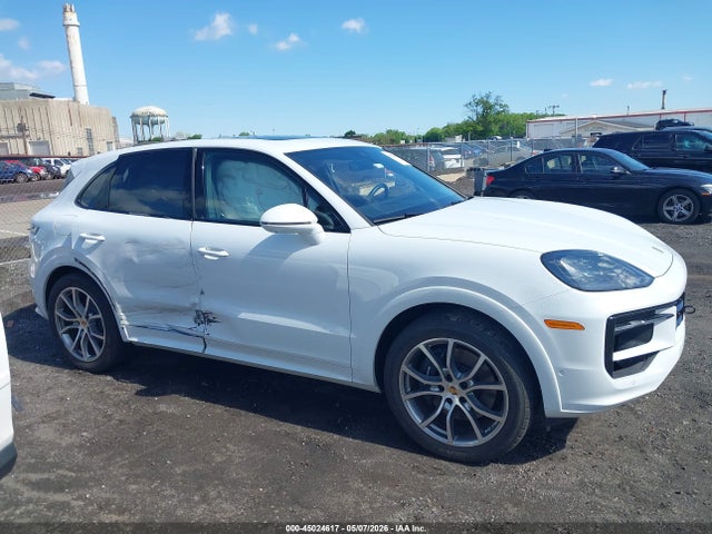 Porsche Cayenne 2024 WP1AA2AY1RDA09537 Image 13