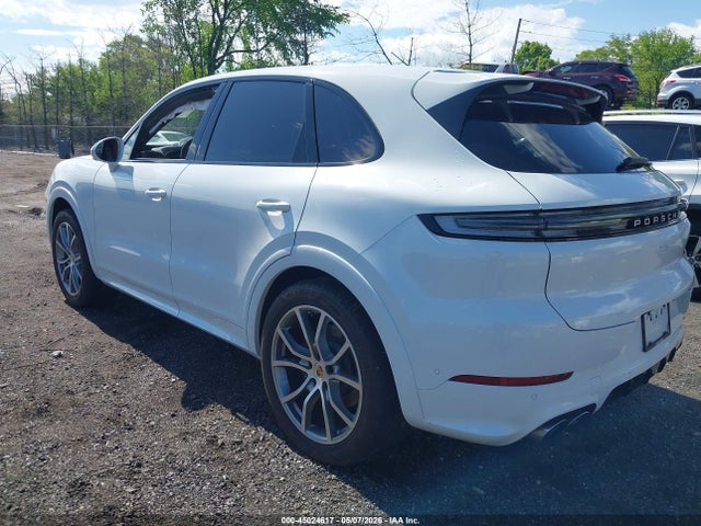 Porsche Cayenne 2024 WP1AA2AY1RDA09537 Image 3