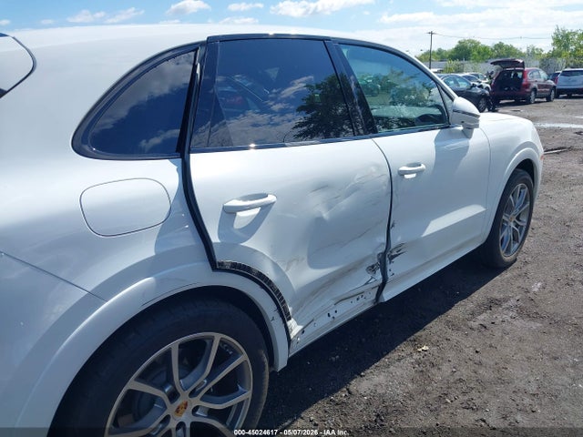 Porsche Cayenne 2024 WP1AA2AY1RDA09537 Image 6