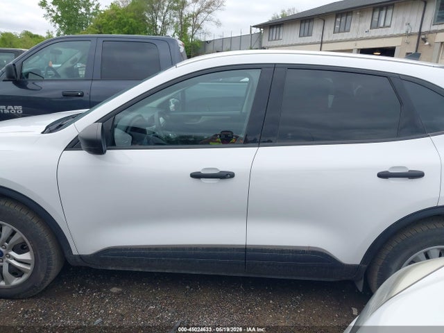45024633 :رقم المزاد ، 1FMCU9F60MUA68651 vin ، 2021 Ford Escape S مزاد بيع