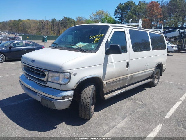 45024644 :رقم المزاد ، 1FBNE31L3WHA52139 vin ، 1998 Ford Club Wagon Xl/xlt مزاد بيع