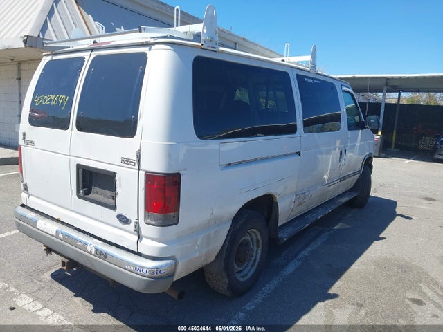 45024644 :رقم المزاد ، 1FBNE31L3WHA52139 vin ، 1998 Ford Club Wagon Xl/xlt مزاد بيع