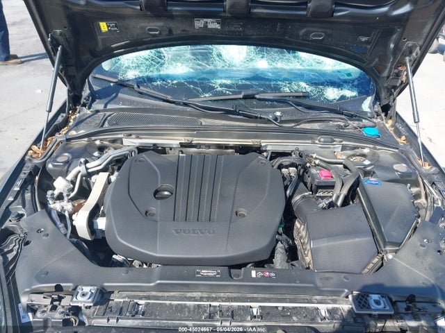 Продажа на аукционе авто 2022 Volvo S60 B5 Inscription, vin: 7JRL12TLXNG177537, номер лота: 45024667