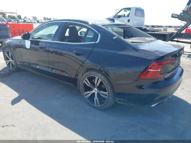 Продажа на аукционе авто 2022 Volvo S60 B5 Inscription, vin: 7JRL12TLXNG177537, номер лота: 45024667