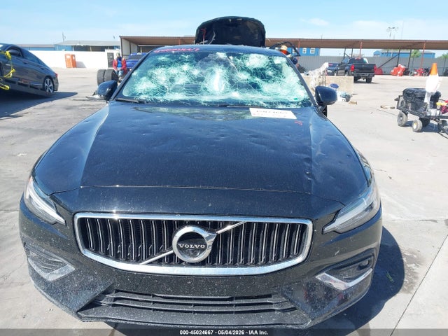 45024667 :رقم المزاد ، 7JRL12TLXNG177537 vin ، 2022 Volvo S60 B5 Inscription مزاد بيع
