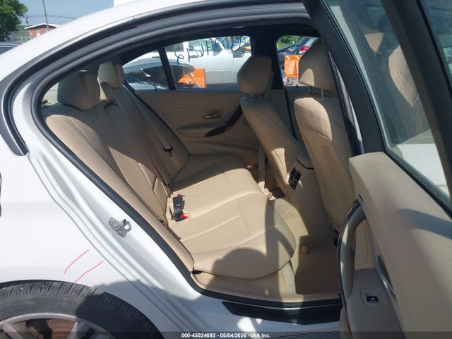 Продаж на аукціоні авто 2016 Bmw 320i, vin: WBA8E1G53GNU10362, номер лоту: 45024692